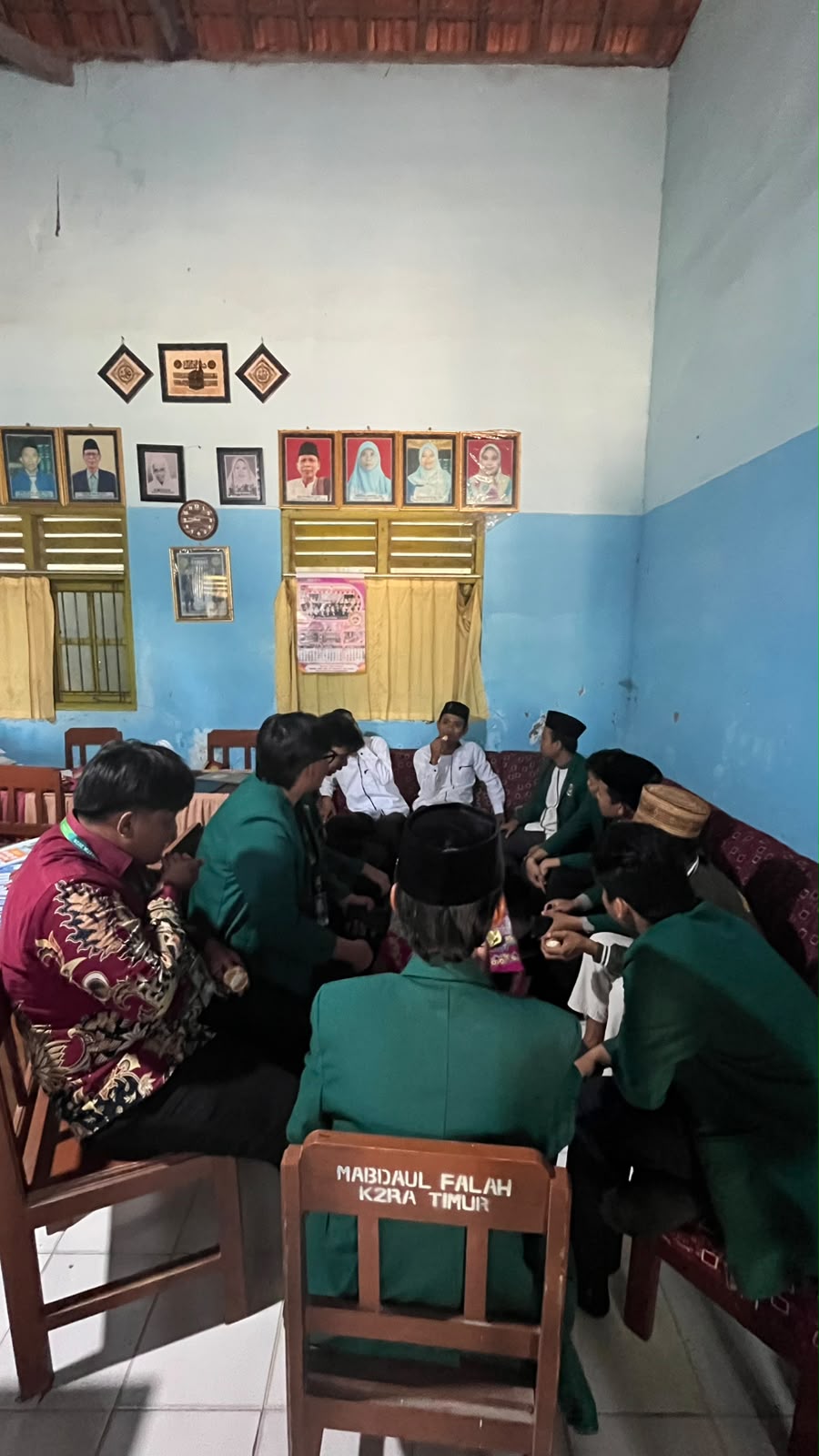 Mahasiswa P2M Universitas Al-Amien Prenduan Jalin Konsolidasi Awal dengan SDI Mabdaul Falah untuk Program Literasi dan MPLS