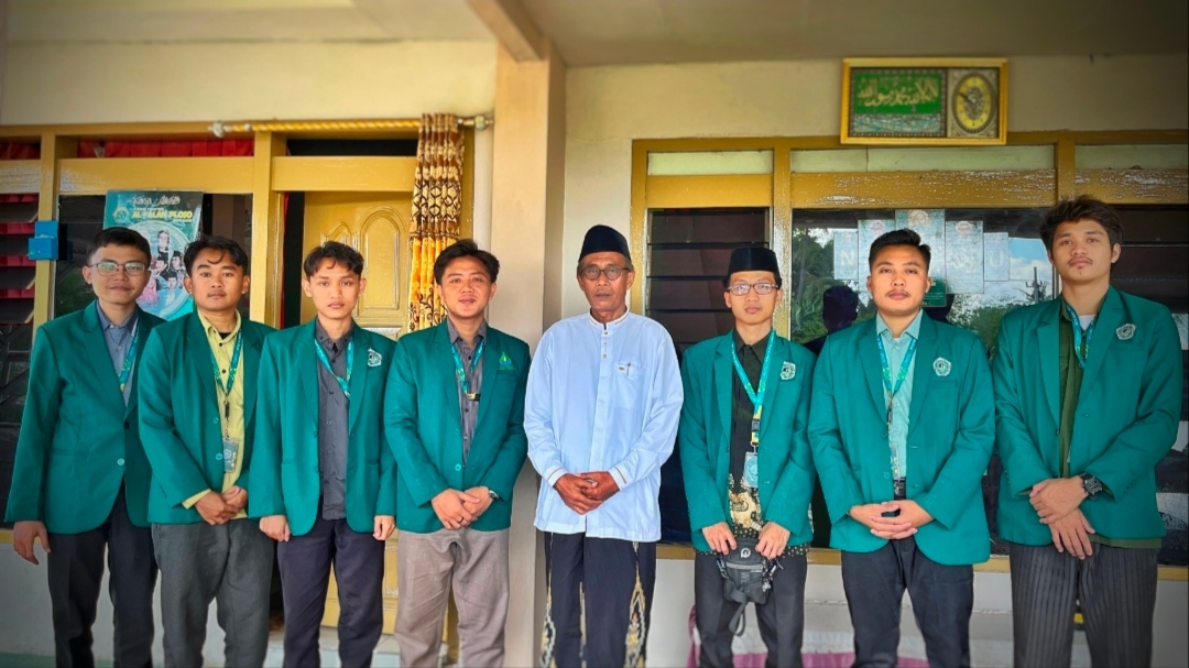 Silaturahmi ke pengasuh pondok pesantren maslahataul hidayah