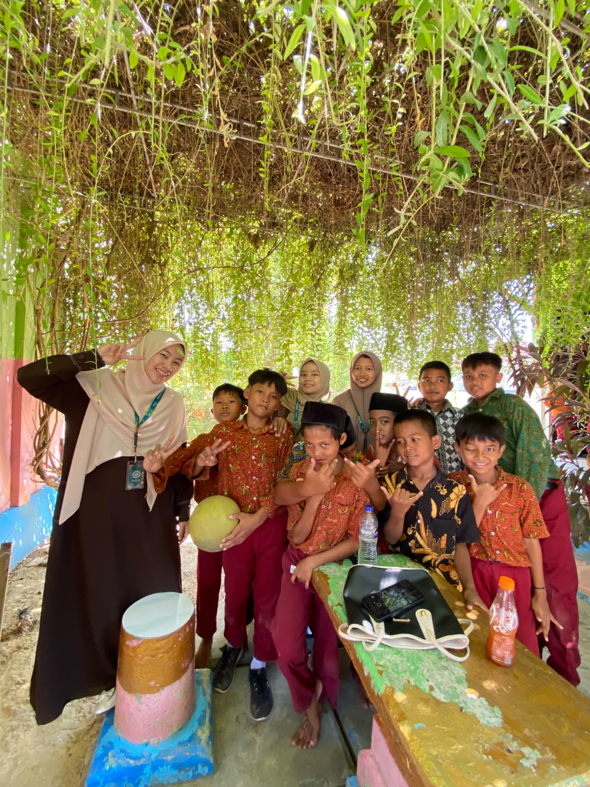 Pendampingan masa MPLS ramah SD Negeri 05 Tanjung