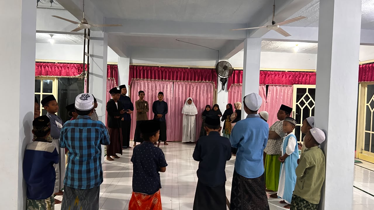 Kebersamaan dalam Pembacaan Shalawat di Masjid Al-Musamma