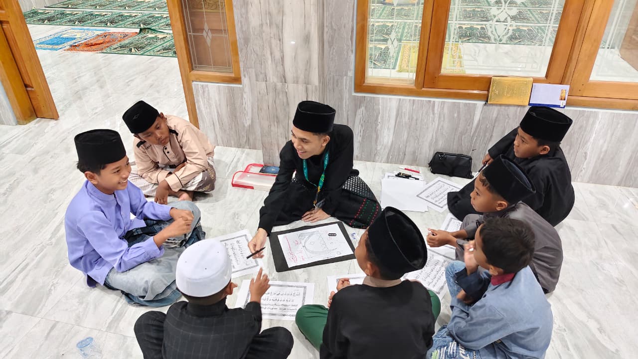Peserta P2M Kelompok III Desa Larangan perreng Mewadahi minat Literatif Peserta Didik Melalui Program Gerakan Literasi Qur'ani