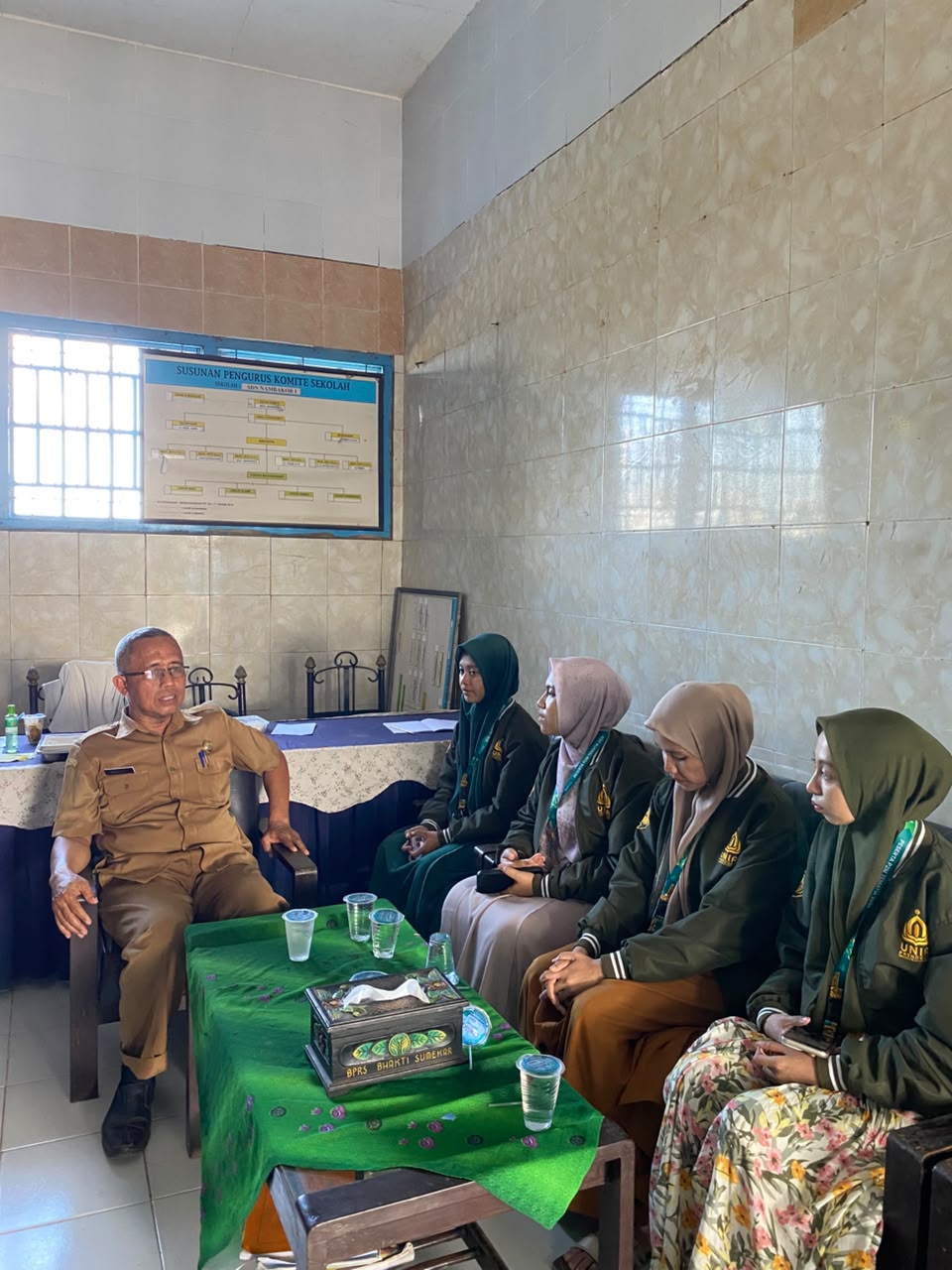 Semarak MPLS di SDN Nambakor 1, Mahasiswa P2M Hadirkan Suasana Belajar yang Menyenangkan