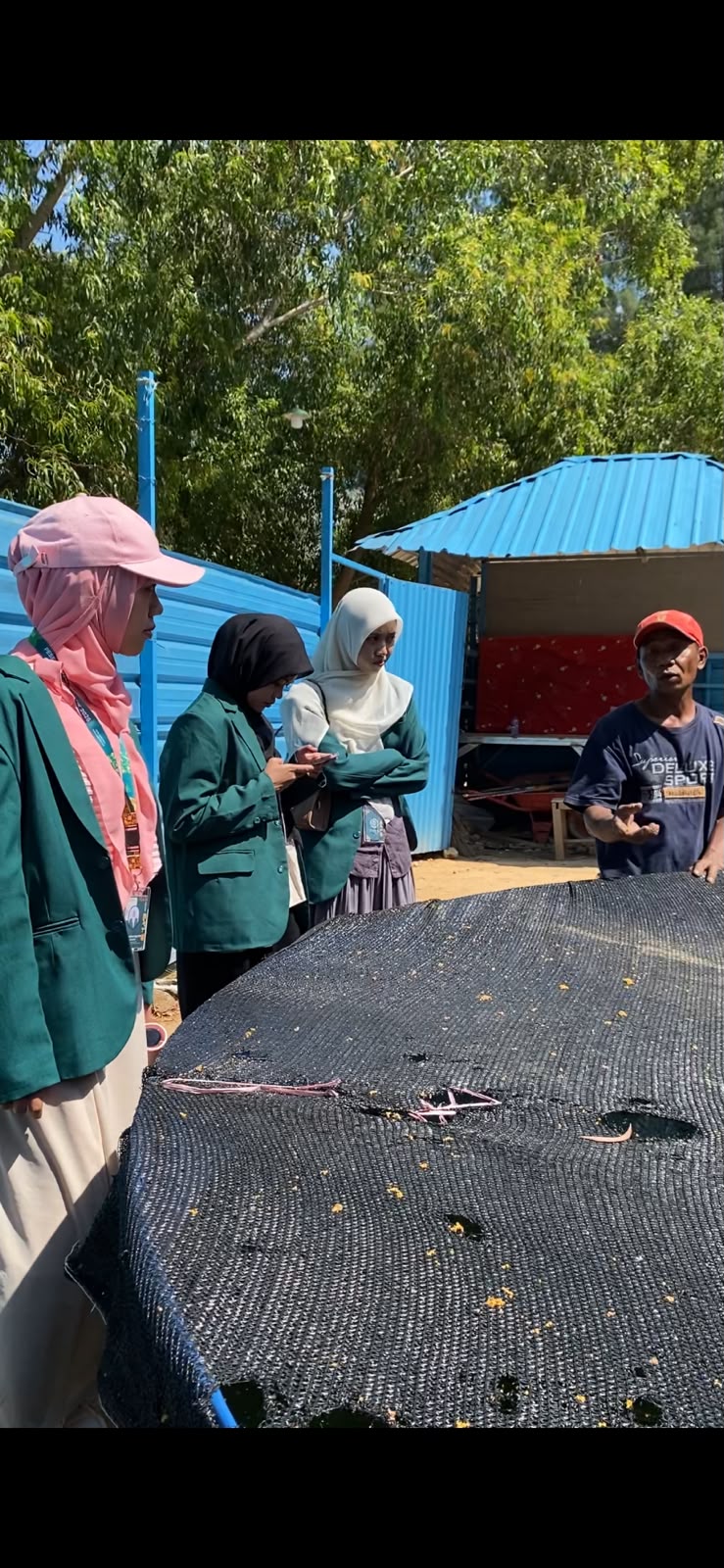 Menelusuri Potensi di Balik Kolam Lele, P2M UNIA Murtajih Dorong Pemberdayaan Ekonomi BUMDes Murtajih