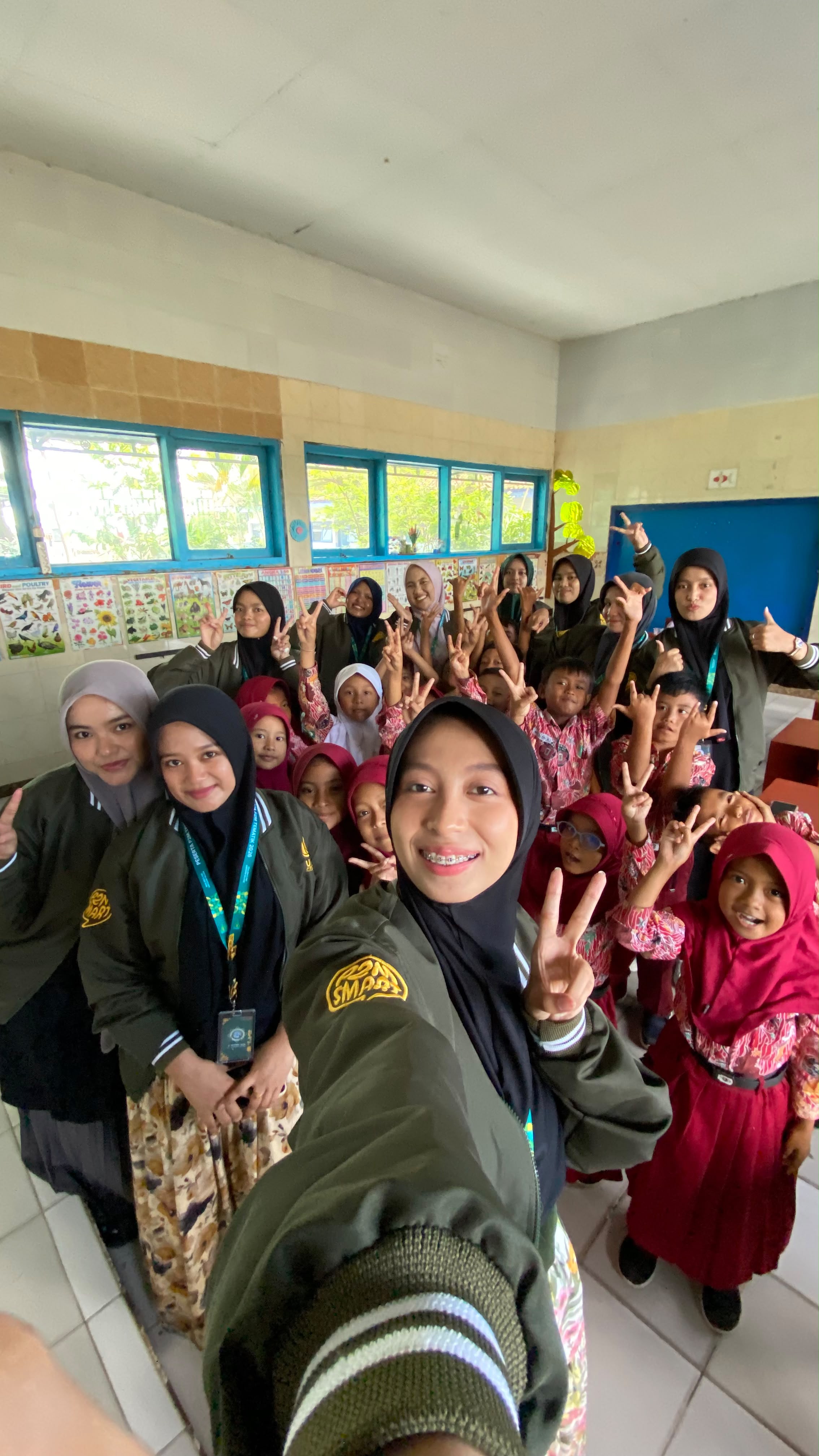 Mendampingi kegiatan MPLS di SDN Nambakor 1