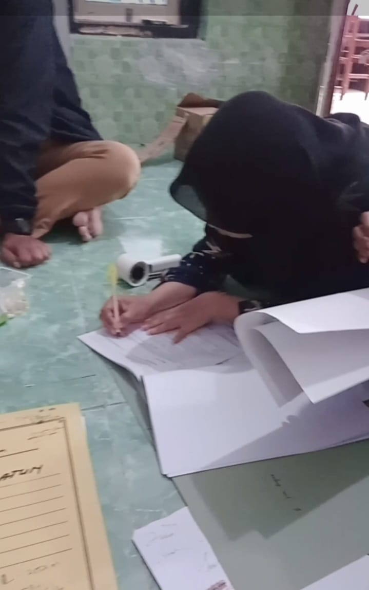 Peserta P2M Kelompok 6 Dukung Pendataan Administrasi Pemerintah Desa Tanjung