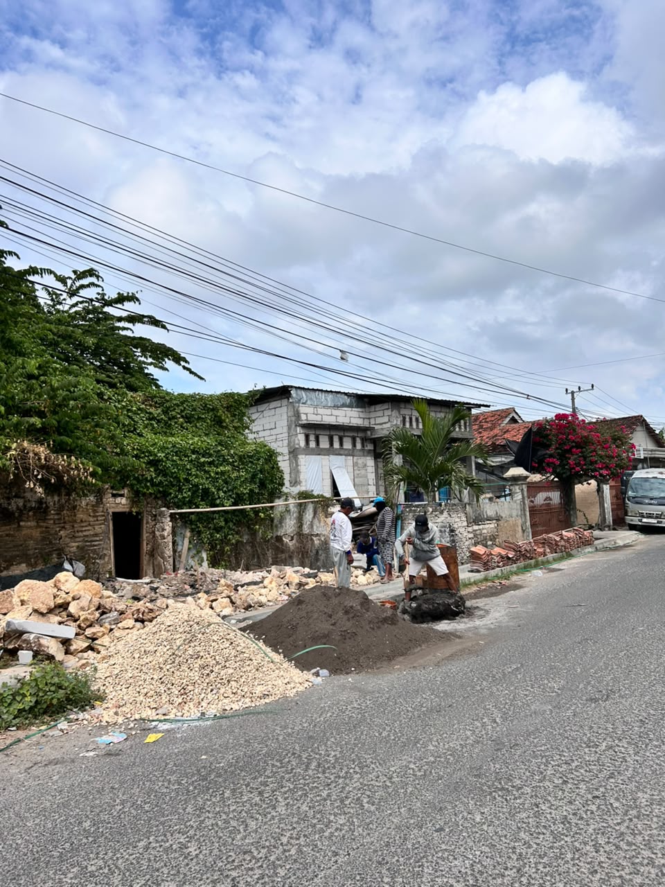 pembangunan taman desa bluto