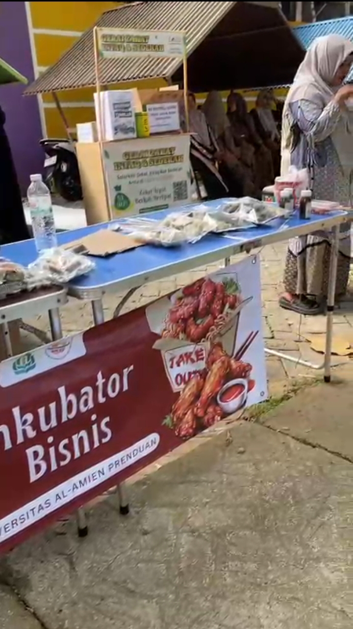 Pemasaran produk di event apel tahunan Al Amien 