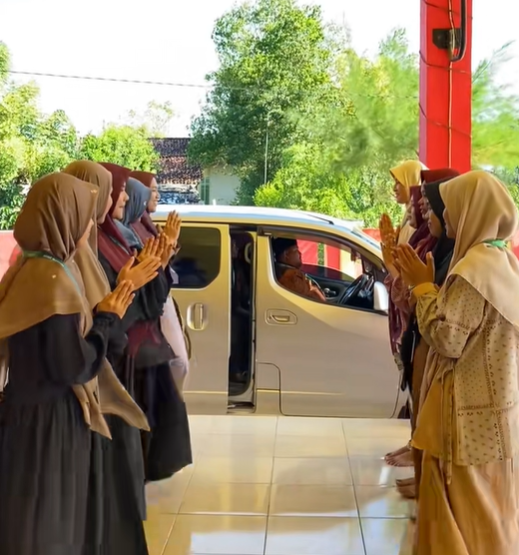 Tim Panitia P2M UNIA Prenduan Dorong P2M Nambakor Kembangkan Program Berbasis Potensi Desa