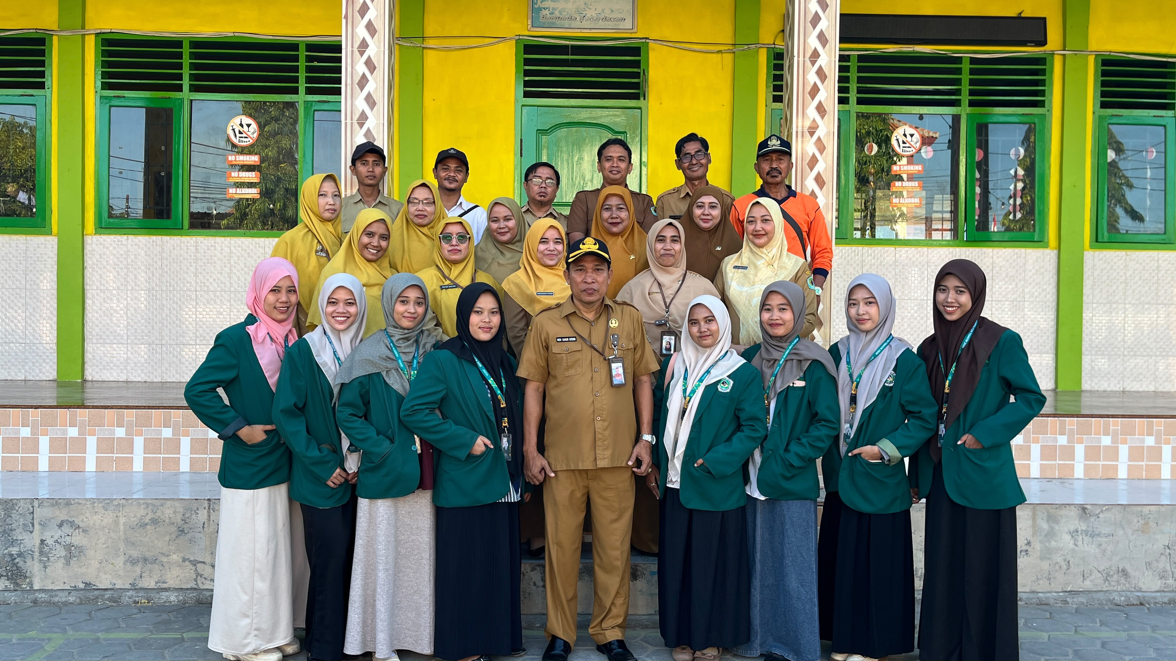 Tanamkan Kebiasaan Menabung Sejak Dini, P2M UNIA Beri Apresiasi bagi Siswa SDN Murtajih 3